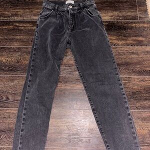 Current/Elliott Pleated Skinny Jean in Gravity wash